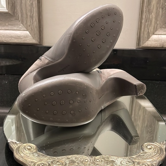 Easy Spirit Boots - Picture 7 of 8